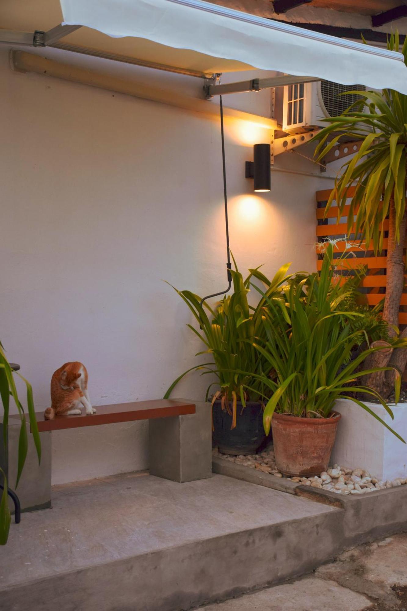 Hostel Costa Bed HHQ Exterior foto