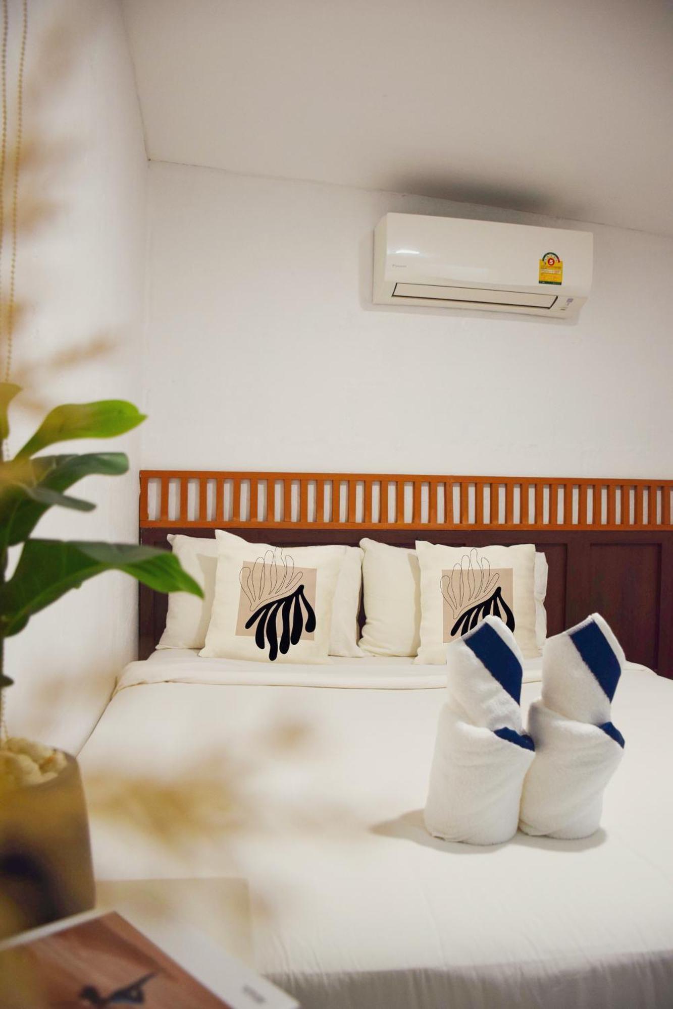 Hostel Costa Bed HHQ Exterior foto